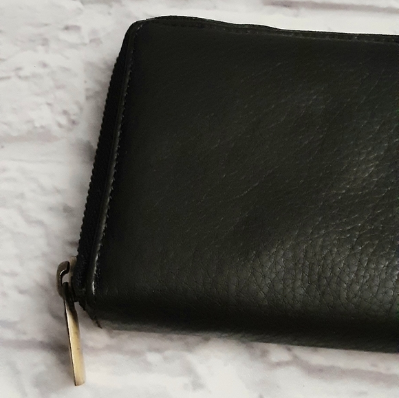 Lafayette collection black leather zip wallet - Picture 10 of 11